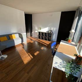 Privé kamer te huur voor € 750 per maand in Aachen, Simpelvelder Straße