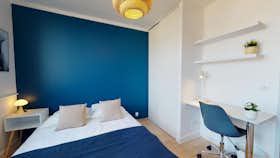 Private room for rent for €496 per month in Bron, Rue Édouard Branly
