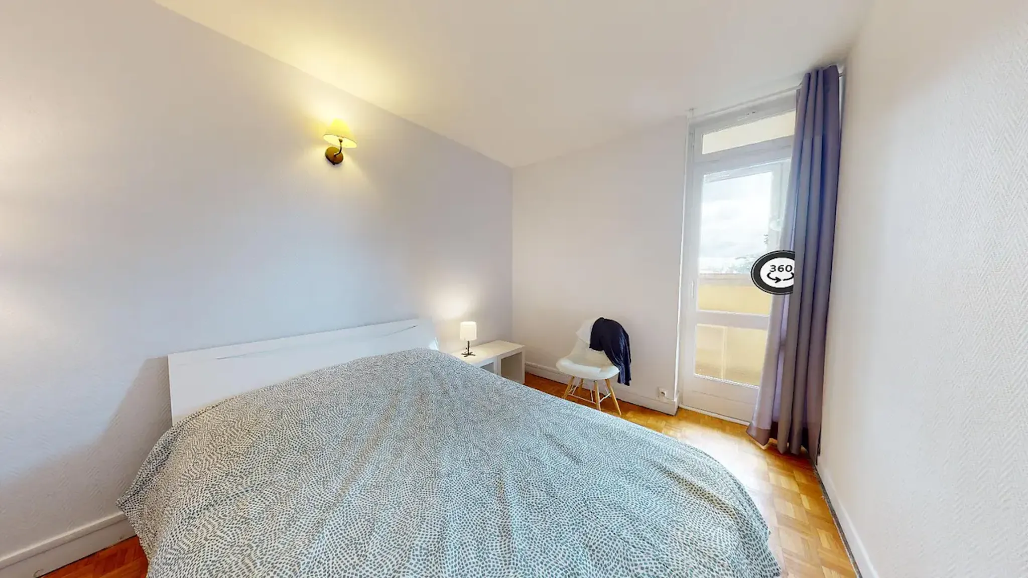 Avenue Raymond de Veyssière, Écully preview