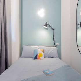 Private room for rent for €500 per month in Turin, Corso Regina Margherita