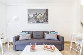 公寓 正在以 €1,000 的月租出租，其位于 Madrid, Calle de Pamplona