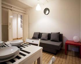 Private room for rent for €730 per month in Bologna, Via Donato Creti