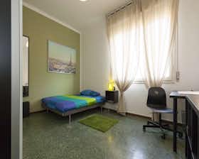 Private room for rent for €660 per month in Bologna, Via della Salute