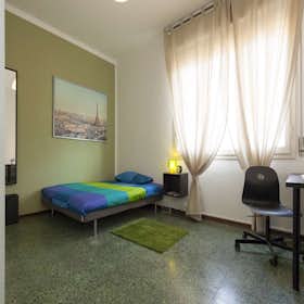 Cameră privată de închiriat pentru 660 EUR pe lună în Bologna, Via della Salute