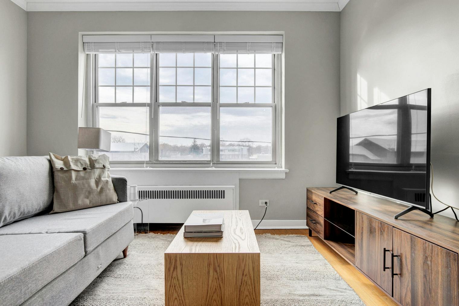 Appartamento in affitto a 2026 € al mese a Evanston, Hampton Parkway