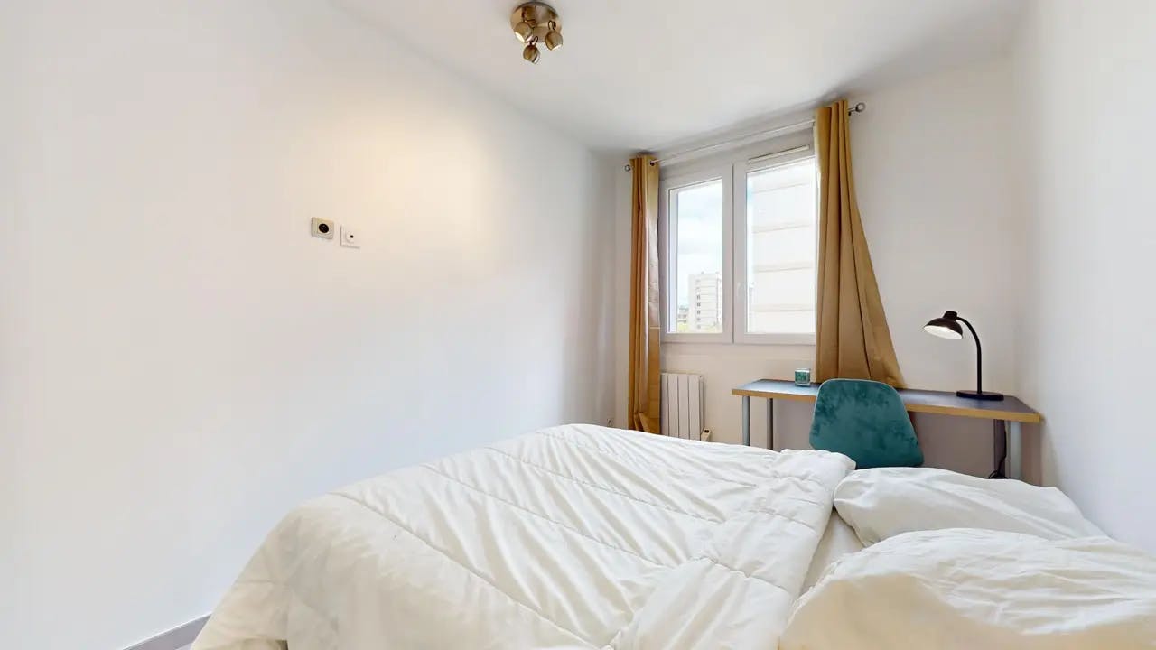 Private room in Boulevard Joseph Vallier, Grenoble (1510483) room image 2