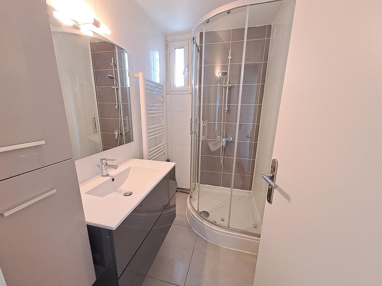 Apartment Grenoble, 65m² — photo 23