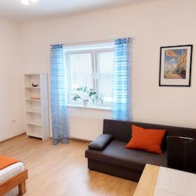 Apartment for rent for €850 per month in Vienna, Leo-Mathauser-Gasse