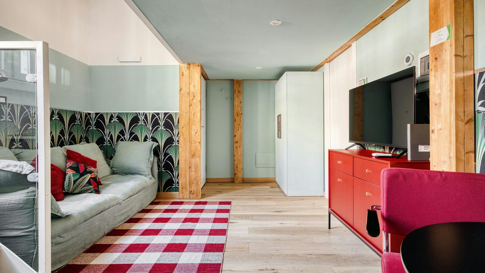 preview gallery tile