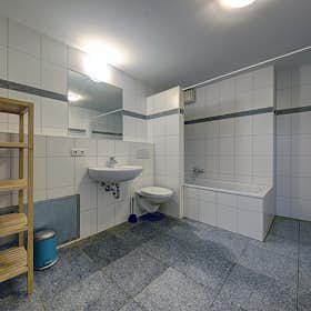 Cameră privată de închiriat pentru 564 EUR pe lună în Stuttgart, Aachener Straße
