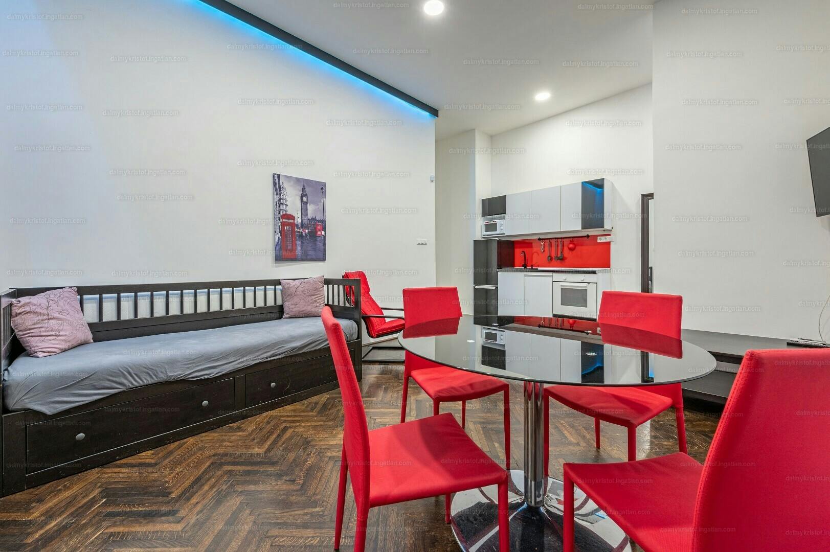 preview gallery tile