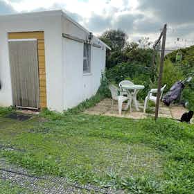 Maison à louer pour 1 000 €/mois à Faro, N125