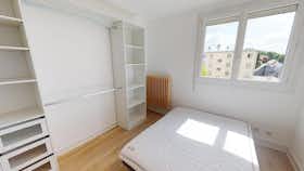 Pokój prywatny do wynajęcia za 466 € miesięcznie w mieście Rennes, Rue Perrin de La Touche