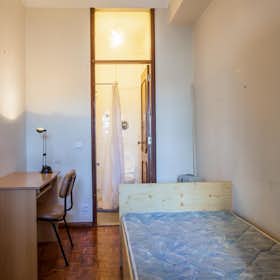 Chambre privée à louer pour 300 €/mois à Porto, Rua Moreira de Sá