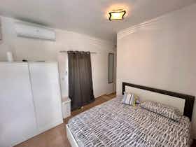 Отдельная комната сдается в аренду за 1 200 € в месяц в Żejtun, Triq Sant'Anġlu