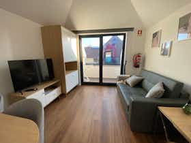 Appartement te huur voor € 1.400 per maand in Aveiro, Rua Manuel Luiz Nogueira