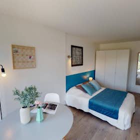 Privé kamer te huur voor € 700 per maand in Nanterre, Rue Salvador Allende