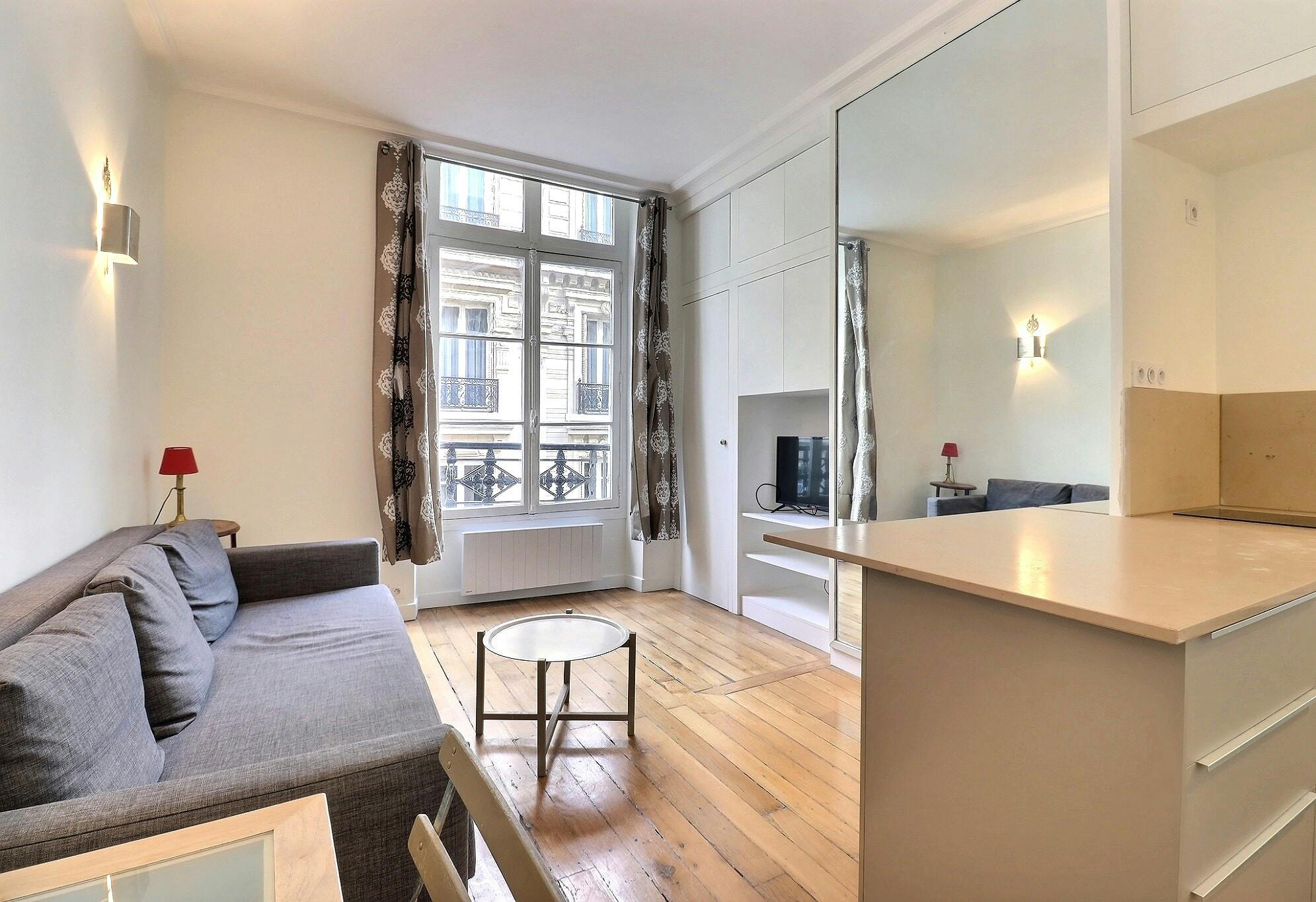 Apartment Paris, 27m² — photo 1