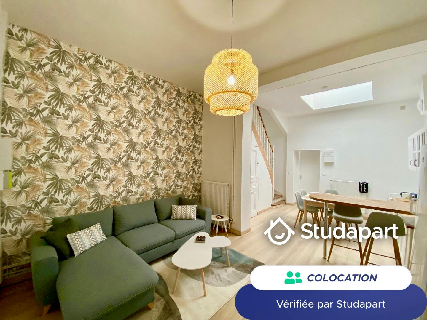 Private room for rent for €420 per month in Roubaix, Rue de l'Industrie