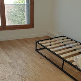 Private room for rent for €650 per month in Montreuil, Rue Parmentier