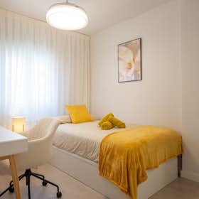 私人房间 正在以 €500 的月租出租，其位于 Zaragoza, Calle Nuestra Señora Sancho Abarca