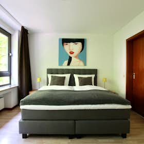 Wohnung zu mieten für 1.502 € pro Monat in Köln, Severinskirchplatz