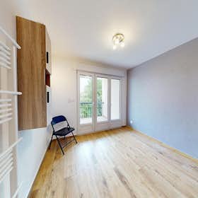 Pokój prywatny do wynajęcia za 840 € miesięcznie w mieście Annemasse, Rue des Tournelles