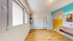 Private room for rent for CHF 810 per month in Annemasse, Rue des Tournelles