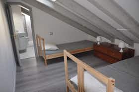 Общая комната сдается в аренду за 400 € в месяц в Sesto San Giovanni, Via Gorizia