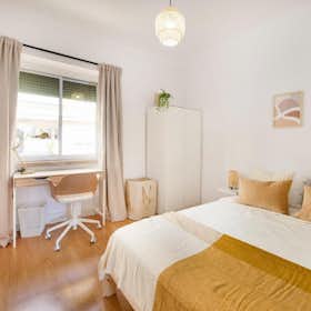 Cameră privată de închiriat pentru 450 EUR pe lună în Lisbon, Rua Emilia das Neves