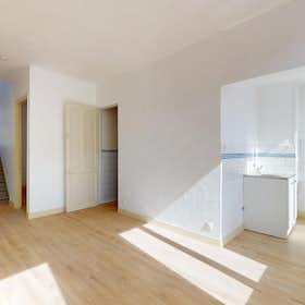 Apartamento para alugar por € 710 por mês em Tourcoing, Rue du Chêne Houpline