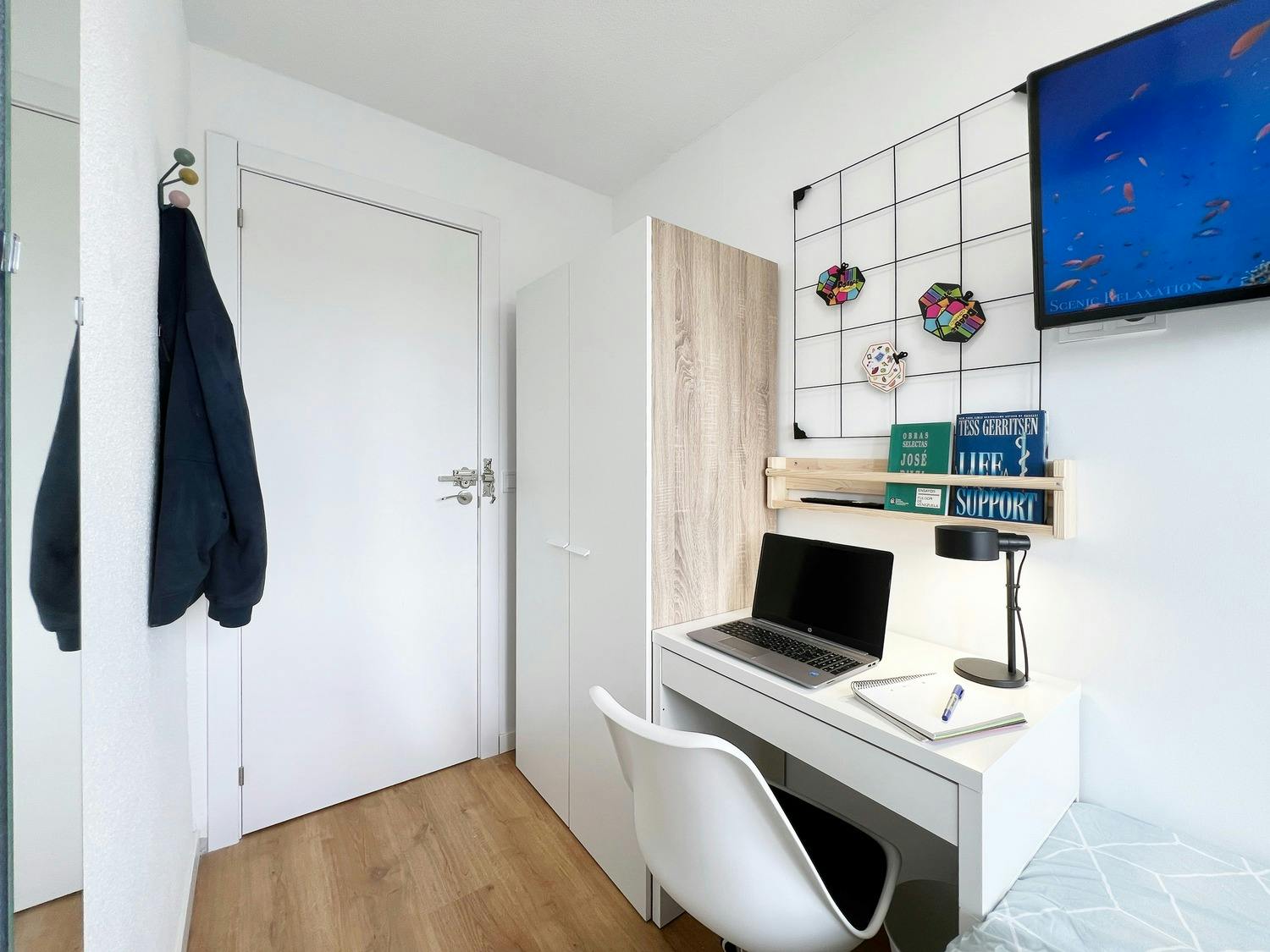 preview gallery tile