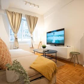 Wohnung zu mieten für 1.700 € pro Monat in Hamburg, Schopenstehl