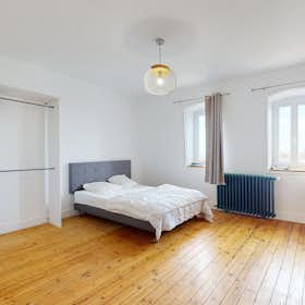 Pokój prywatny do wynajęcia za 435 € miesięcznie w mieście Angoulême, Rue Vauban