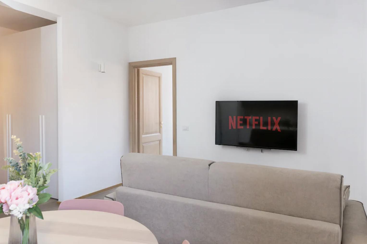 公寓 正在以 €4,000 的月租出租，其位于 Melegnano, Via Edmondo De Amicis