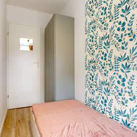 Квартира сдается в аренду за 355 € в месяц в Warsaw, ulica Jana Kasprowicza