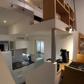 Lägenhet att hyra för 865 € i månaden i Liège, Rue Darchis
