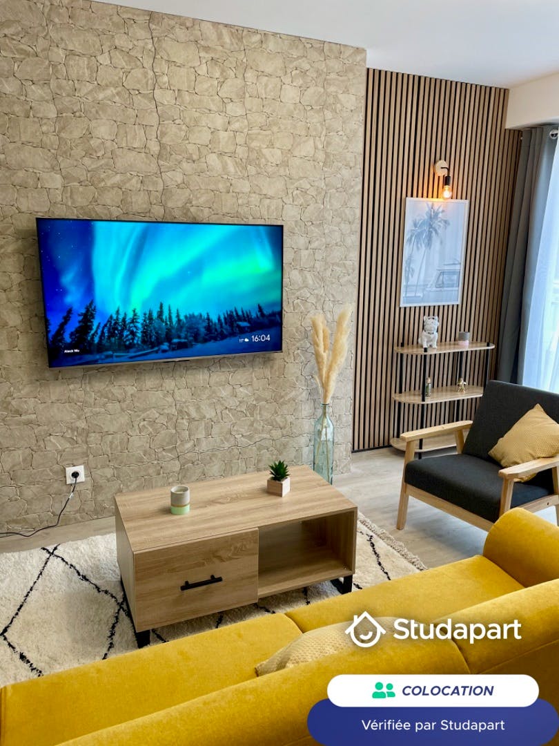 Privé kamer te huur voor € 380 per maand in La Roche-sur-Yon, Rue Louis Lumière
