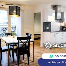 Private room for rent for €540 per month in Cergy, Rue de la Pierre Miclare