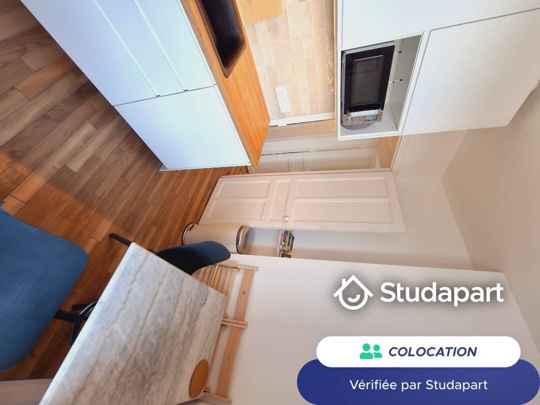 Private room for rent for €680 per month in Argenteuil, Rue Vigneronde