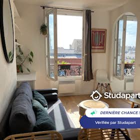 Apartment for rent for €1,850 per month in Paris, Rue Popincourt