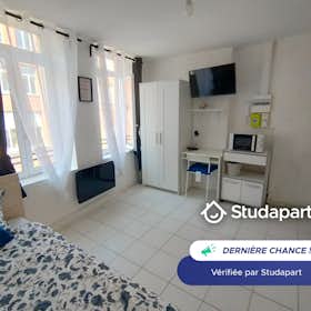 Apartment for rent for €427 per month in Lille, Rue des Meuniers