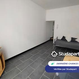 Apartment for rent for €568 per month in Lille, Rue des Meuniers
