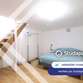 Apartment for rent for €535 per month in Rouen, Route de Bonsecours