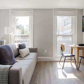 单间公寓 正在以 $2,615 的月租出租，其位于 Boston, Derne St