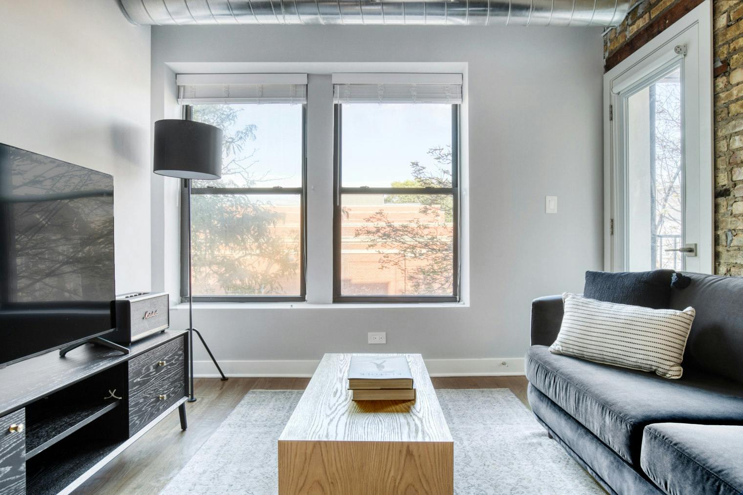 North Seminary Avenue, Chicago, IL preview