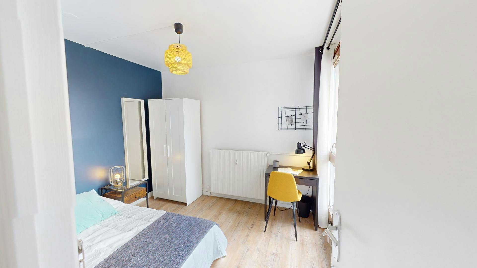 Single room Paris, 10m² — photo 1