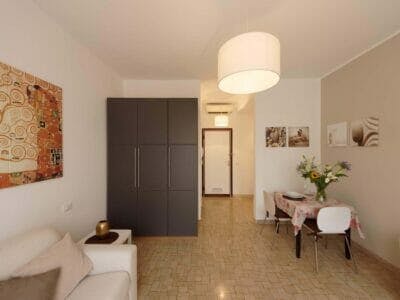 Studio for rent for €1,200 per month in Sesto San Giovanni, Via Risorgimento