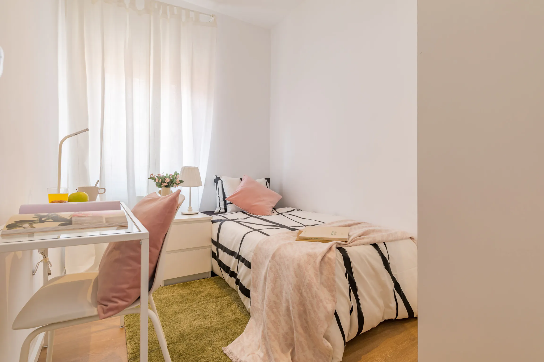 4-Bedroom Apartment in Calle de Magdalena Díez, Madrid (1511542) ROOM 1