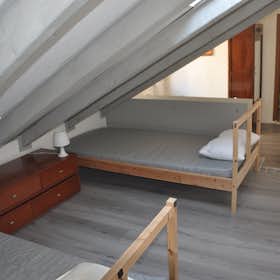 Pokój współdzielony do wynajęcia za 400 € miesięcznie w mieście Sesto San Giovanni, Via Gorizia